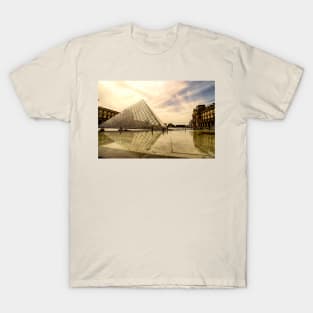 Sun Sets Over the Louvre T-Shirt